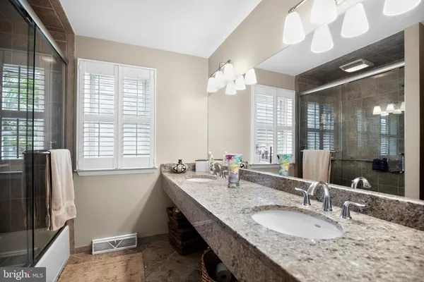 $569,900 | 1005 Quill Lane, Oreland, PA 19075