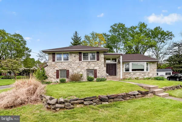 $569,900 | 1005 Quill Lane, Oreland, PA 19075