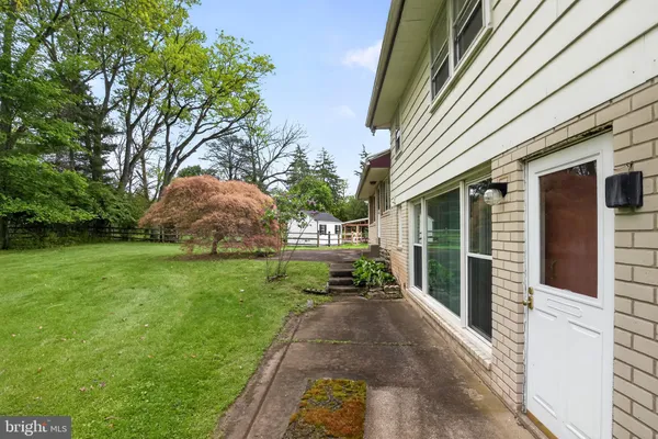 $569,900 | 1005 Quill Lane, Oreland, PA 19075
