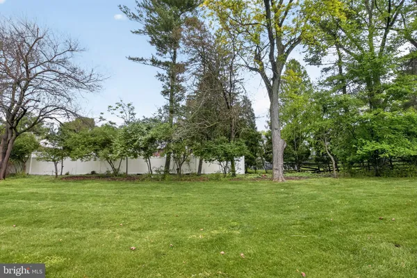 $569,900 | 1005 Quill Lane, Oreland, PA 19075