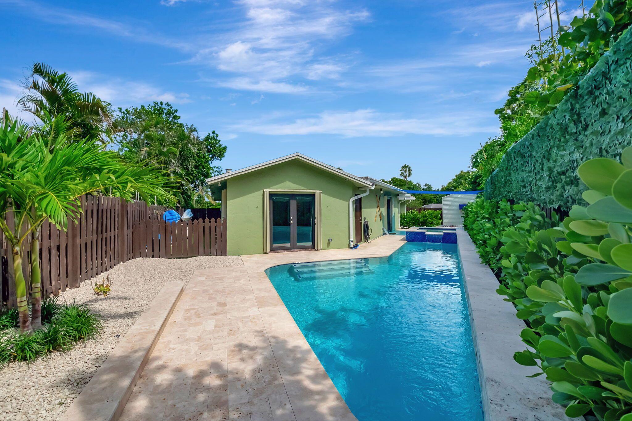 737 Northwest 3rd Avenue Boca Raton, FL 33432 - Photo 3 of 24 Pool