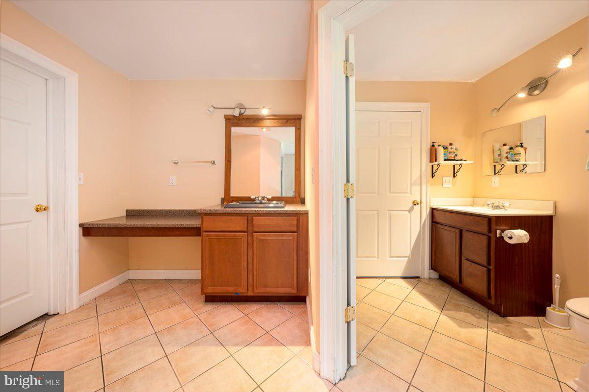 4224 Roop Road Mount Airy, MD 21771 - Photo 33 of 57