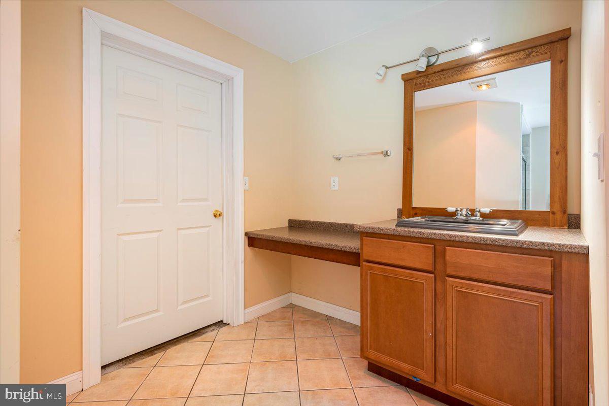 4224 Roop Road Mount Airy, MD 21771 - Photo 34 of 57