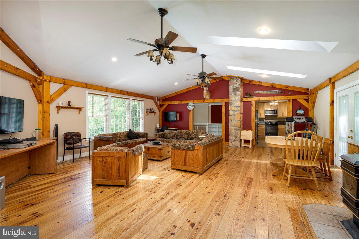 4224 Roop Road Mount Airy, MD 21771 - Photo 7 of 57 GREAT ROOM