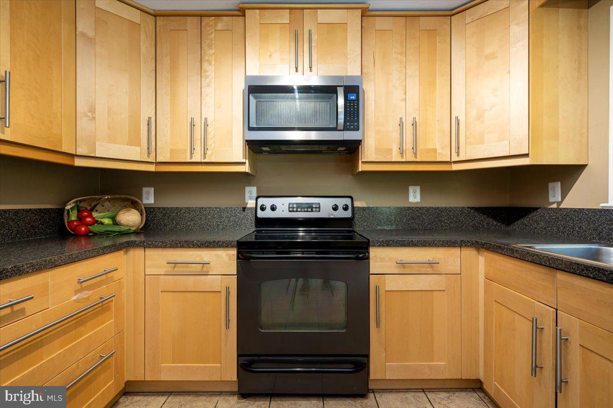 4224 Roop Road Mount Airy, MD 21771 - Photo 10 of 57