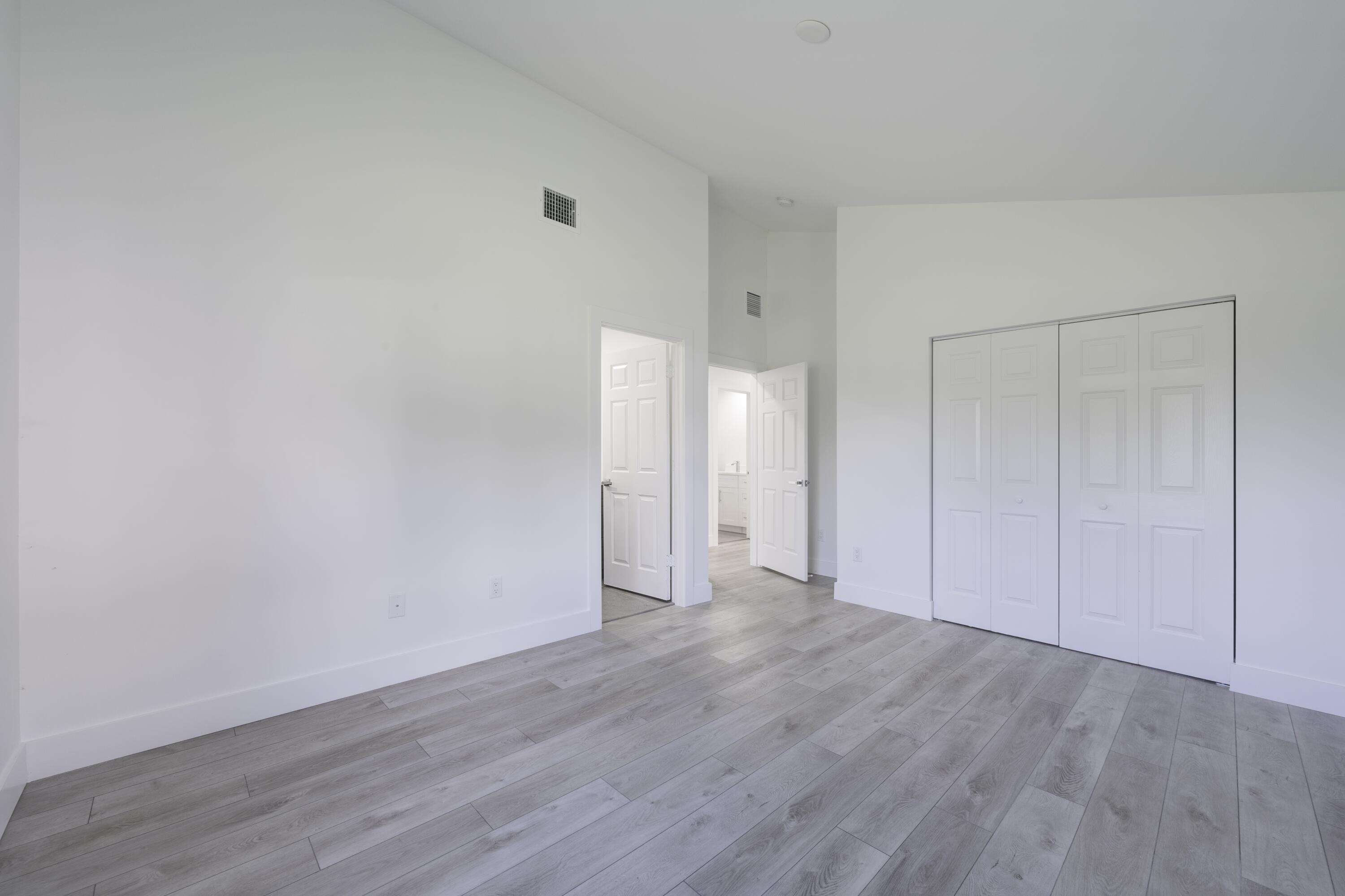 1510 West 20th Street Riviera Beach, FL 33404 - Photo 12 of 14 1510 W 20th St Riviera Beach-print-013-0