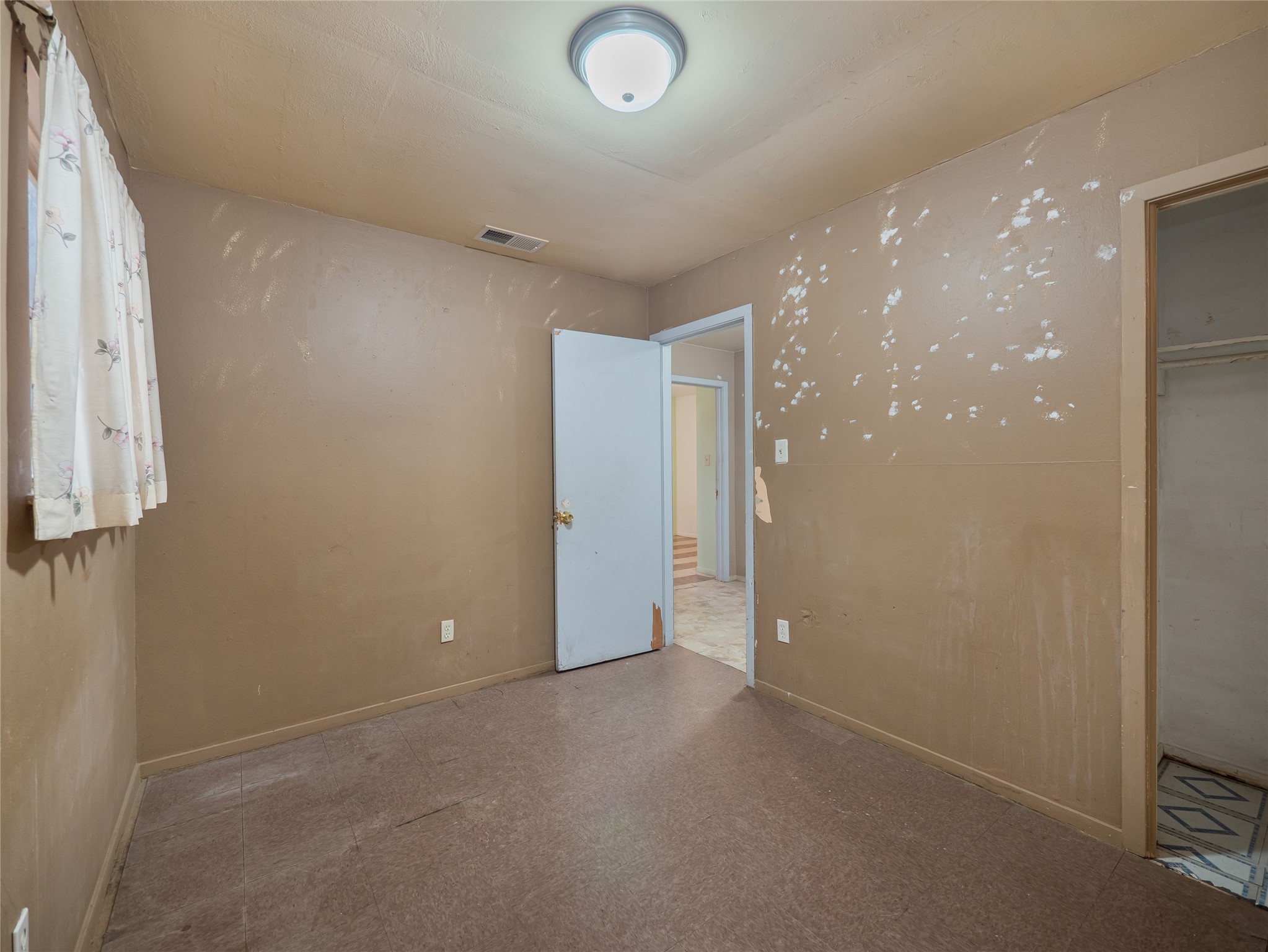 1021 Gardner Road Austin, TX 78721 - Photo 15 of 31