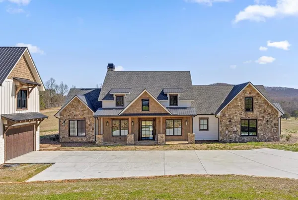 $2,250,000 | 84 Bravo Way, Talking Rock, GA 30175