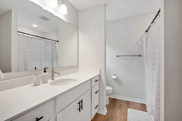 $415,000 | 1115 Dorothy Lane, Elko New Market, MN 55054