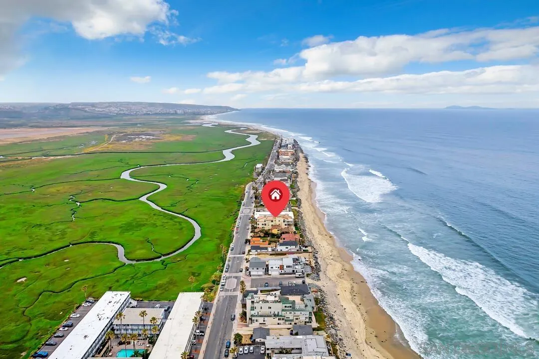 1206 Seacoast Drive, Unit C Imperial Beach, CA 91932 - Photo 28 of 32 a view of a tennis court