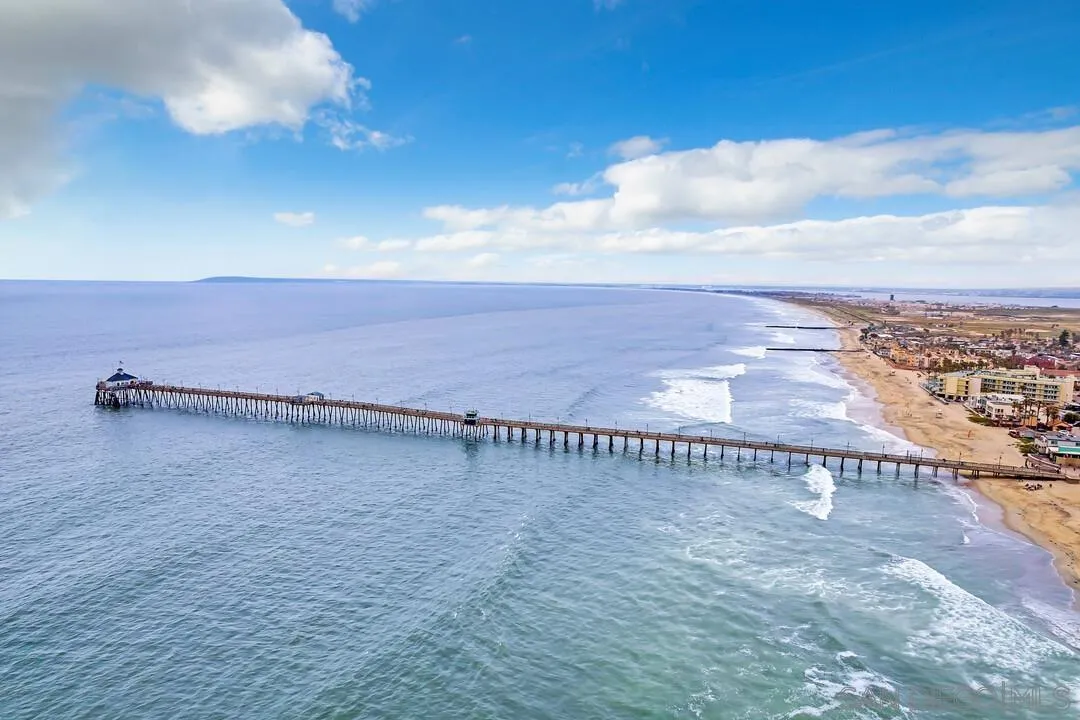 1206 Seacoast Drive, Unit C Imperial Beach, CA 91932 - Photo 30 of 32 view of a terrace