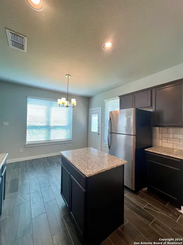 $1,600 | 374 Creekside Curve, New Braunfels, TX 78130