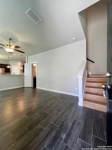 $1,600 | 374 Creekside Curve, New Braunfels, TX 78130