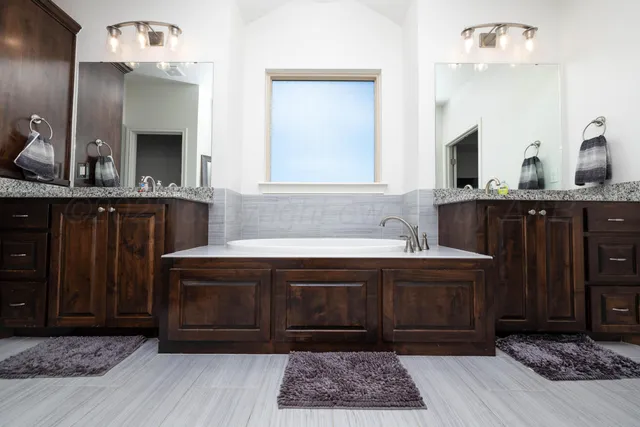 a close view of sink and tap