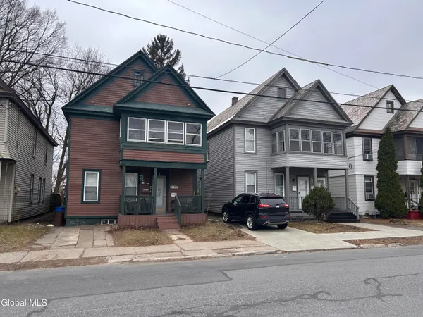 $252,000 | 2328 Turner Avenue, Schenectady, NY 12306