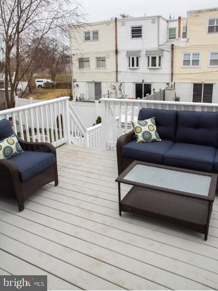 10835 Perrin Road Philadelphia, PA 19154 - Photo 18 of 35 Back deck