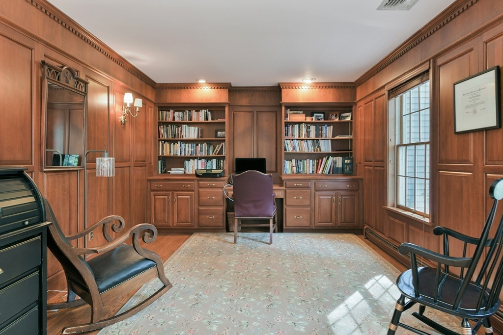 88 Chestnut Street Concord, MA 01742 - Photo 15 of 32