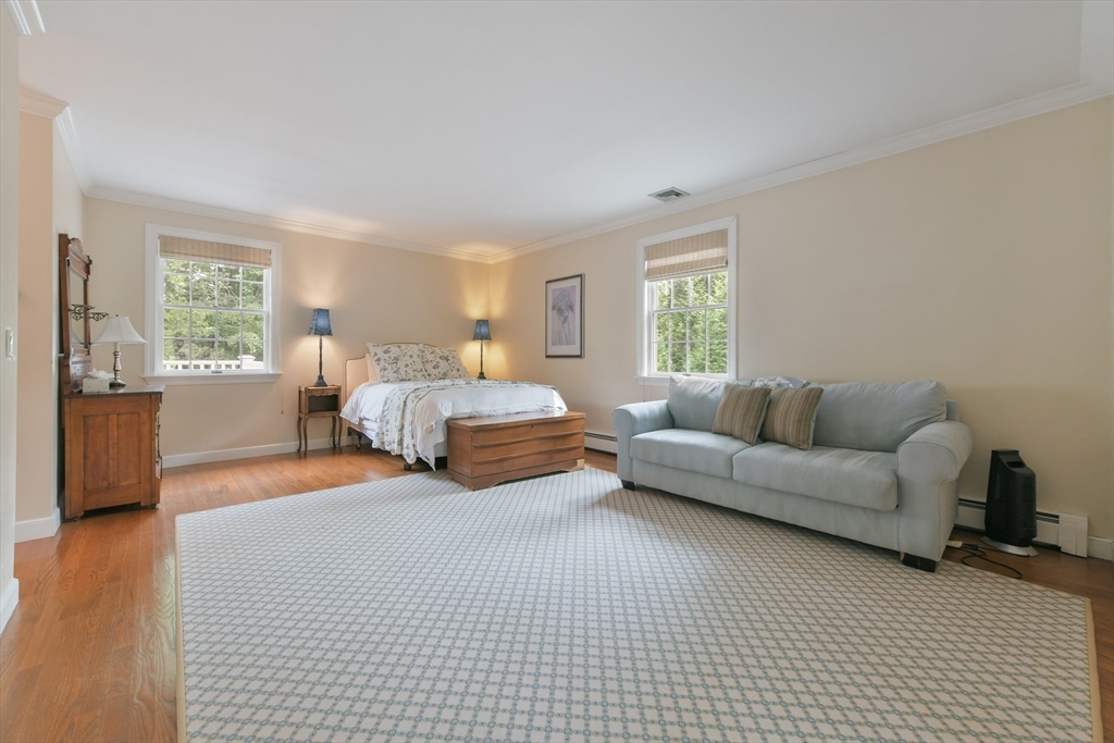 88 Chestnut Street Concord, MA 01742 - Photo 24 of 32