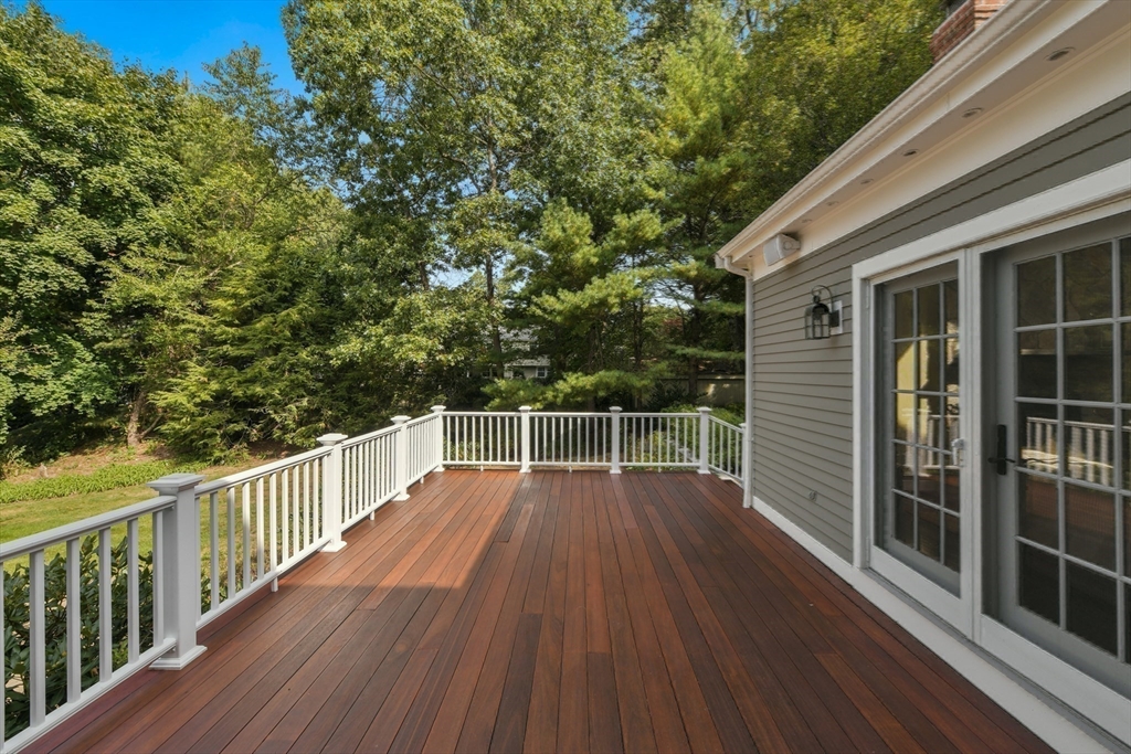 88 Chestnut Street Concord, MA 01742 - Photo 27 of 32