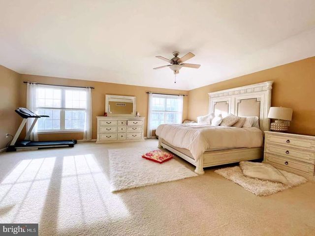 $620,000 | 801 Whispering Brooke Drive, Newtown Square, PA 19073