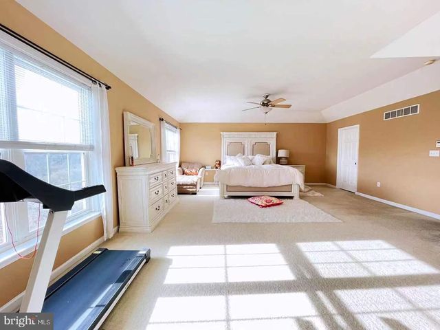 $620,000 | 801 Whispering Brooke Drive, Newtown Square, PA 19073