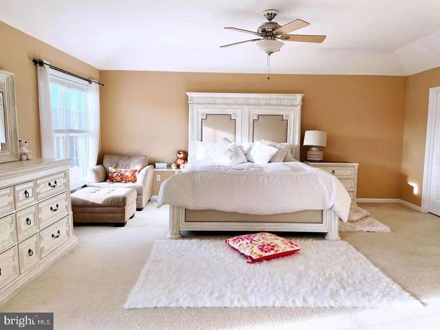 $620,000 | 801 Whispering Brooke Drive, Newtown Square, PA 19073