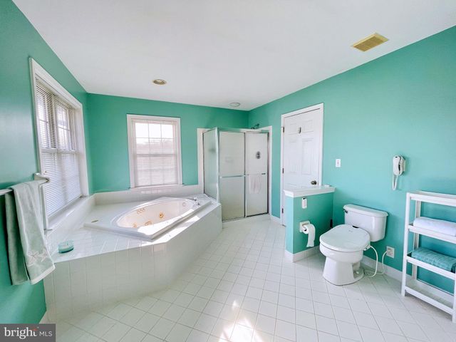 $620,000 | 801 Whispering Brooke Drive, Newtown Square, PA 19073