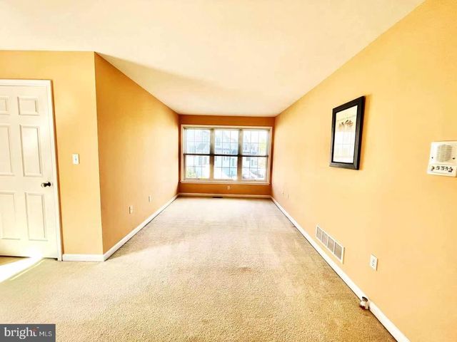 $620,000 | 801 Whispering Brooke Drive, Newtown Square, PA 19073