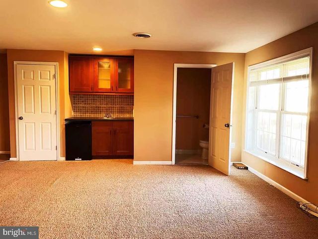 $620,000 | 801 Whispering Brooke Drive, Newtown Square, PA 19073