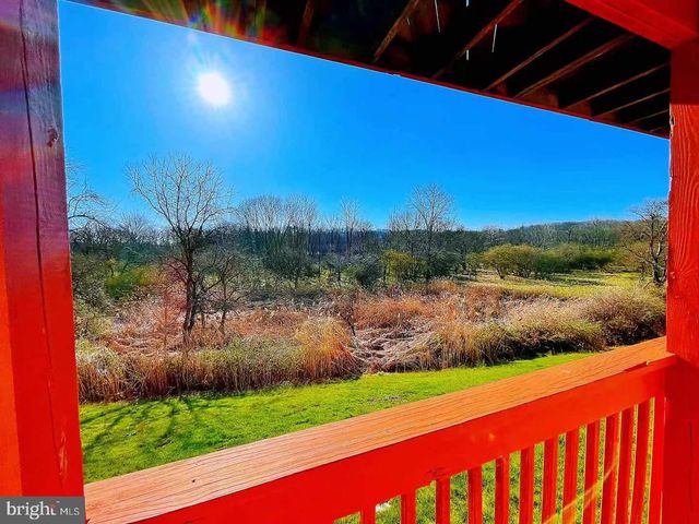 $620,000 | 801 Whispering Brooke Drive, Newtown Square, PA 19073