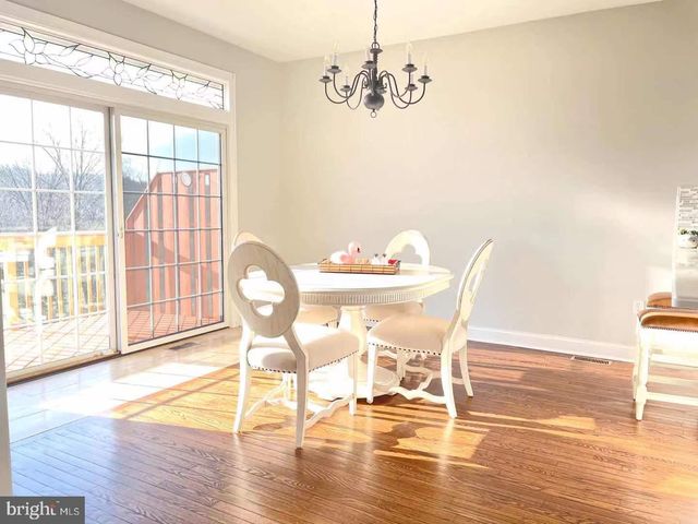 $620,000 | 801 Whispering Brooke Drive, Newtown Square, PA 19073