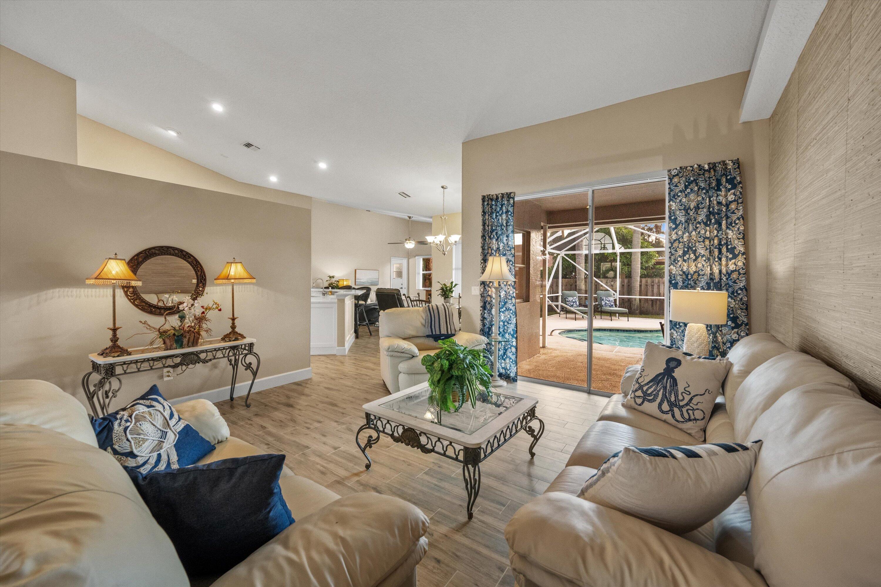 12710 Kingsway Road Wellington, FL 33414 - Photo 5 of 53 05-DSC_6477