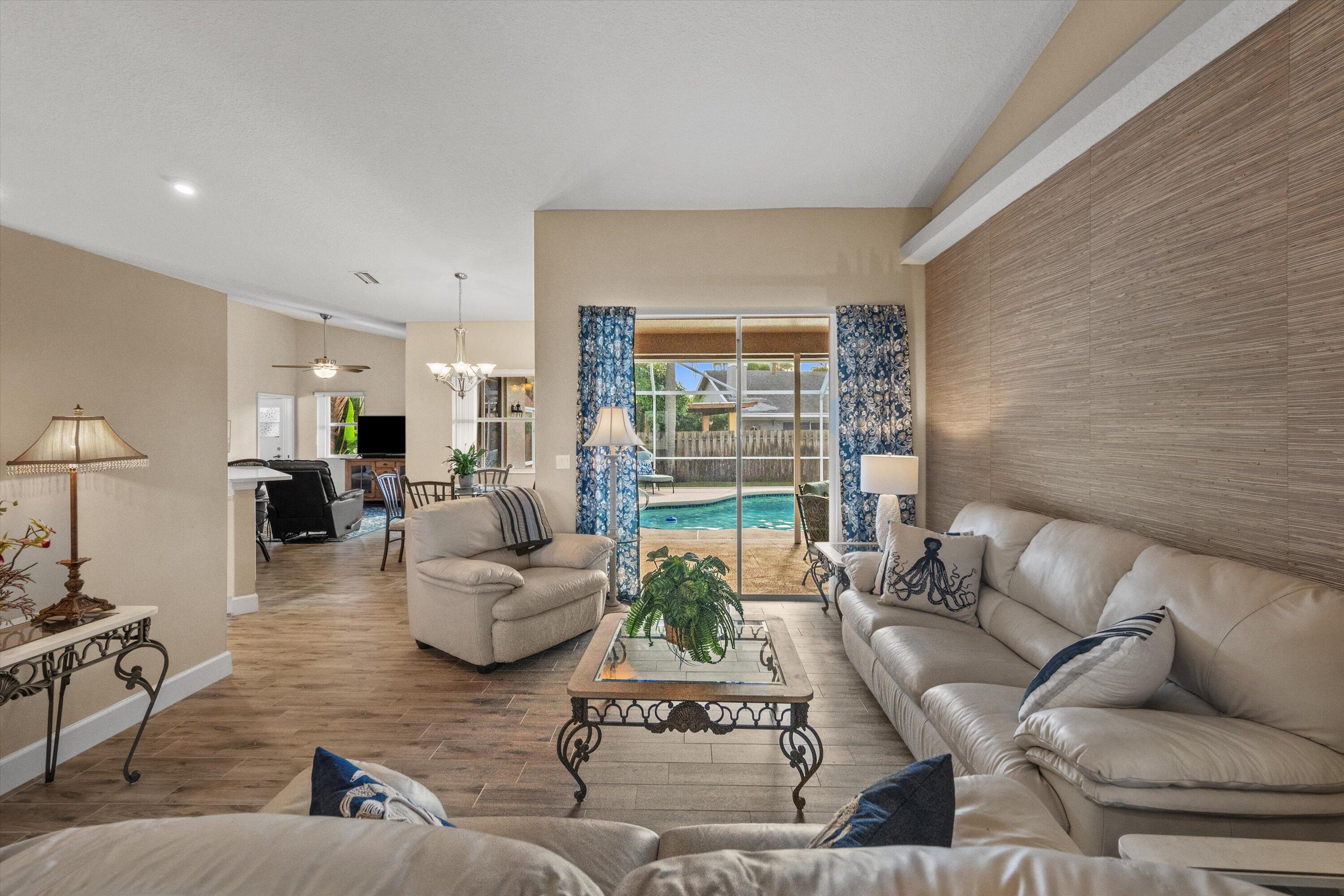 12710 Kingsway Road Wellington, FL 33414 - Photo 8 of 53 08-DSC_6357