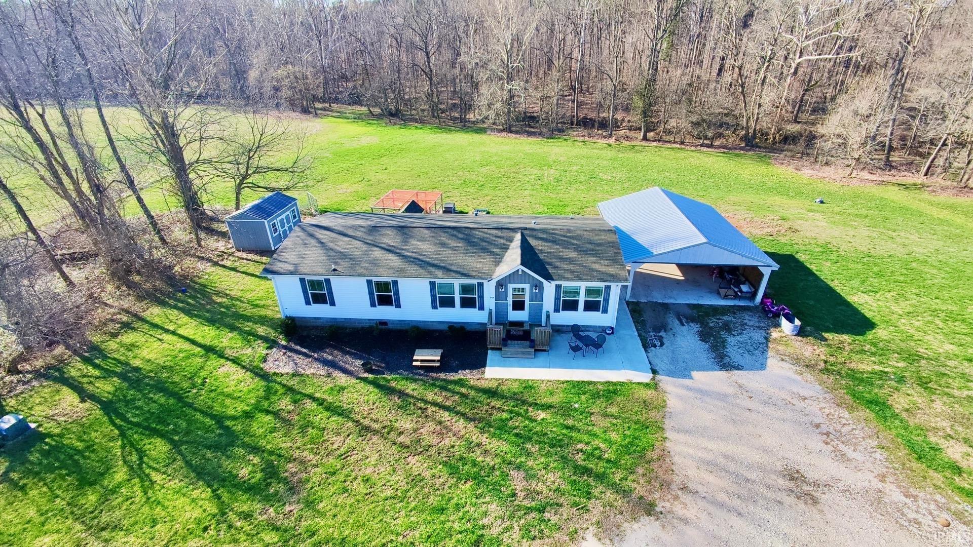 957 South Ridgecrest Lane Paoli, IN 47454 - Photo 2 of 29