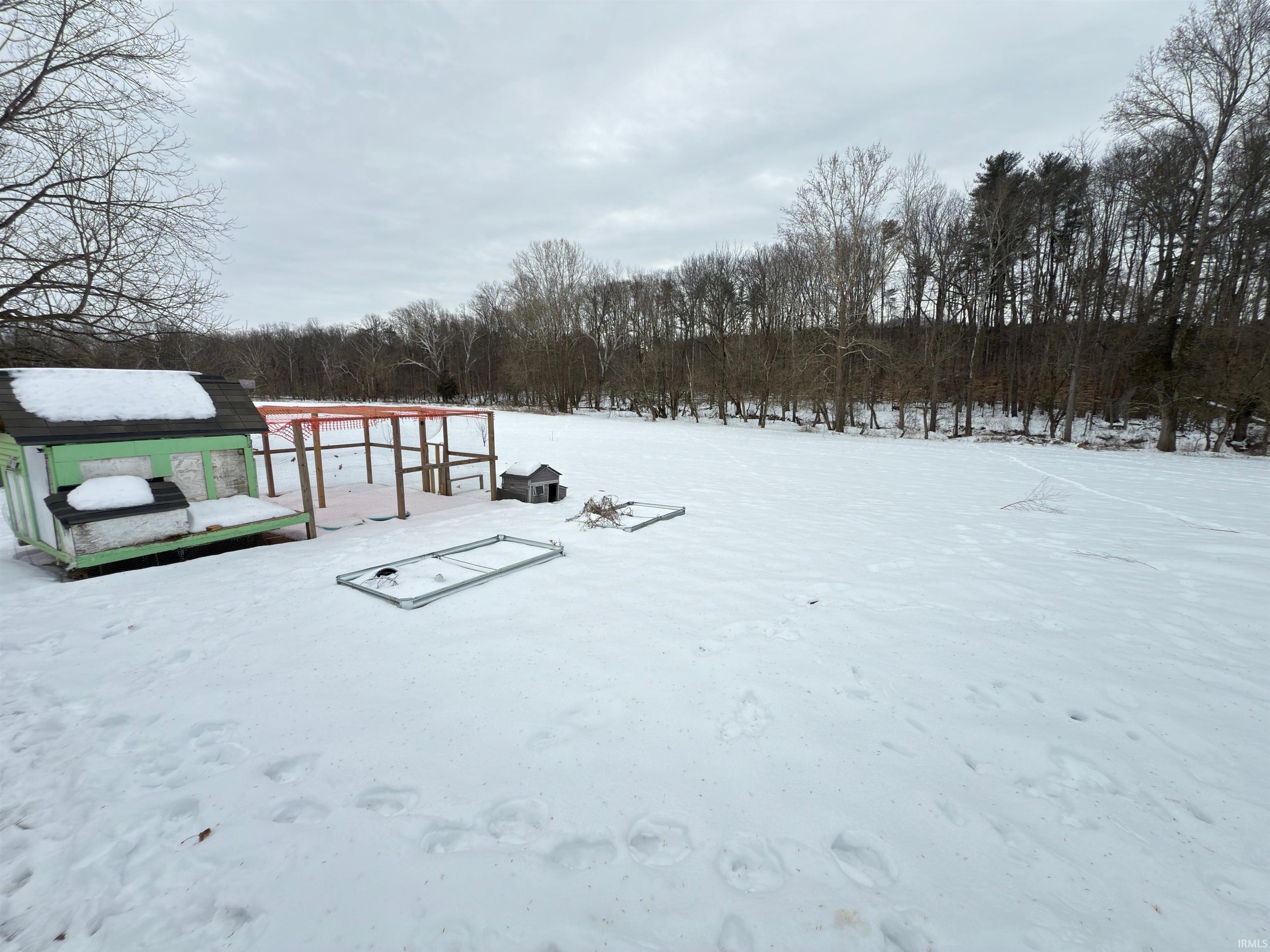 957 South Ridgecrest Lane Paoli, IN 47454 - Photo 3 of 19