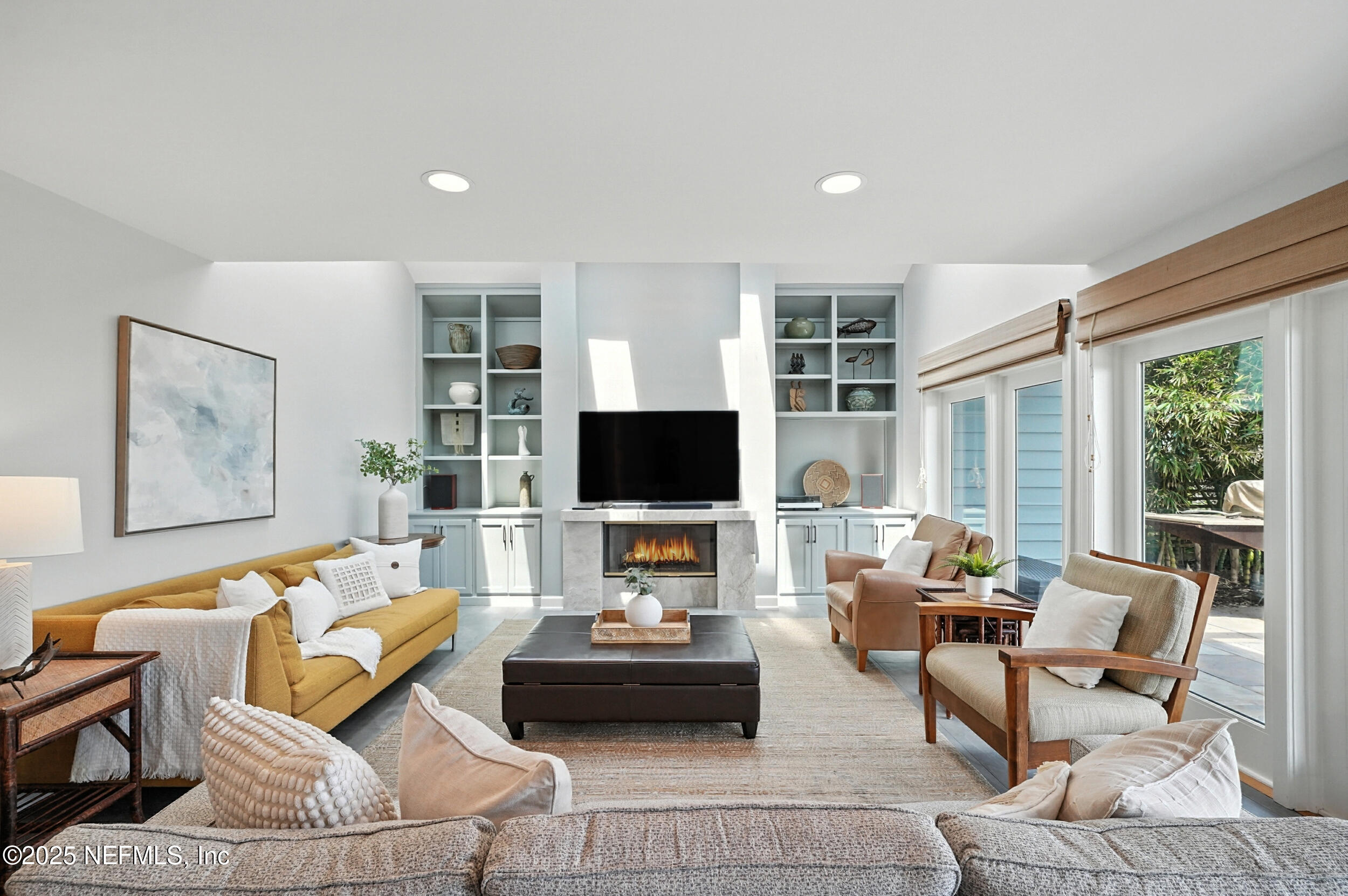 1789 Beach Avenue Atlantic Beach, FL 32233 - Photo 4 of 55 a living room with furniture and a flat screen tv