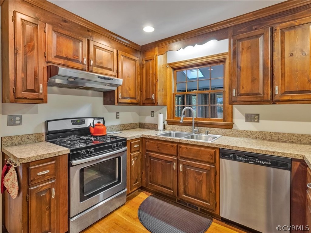 1611 Black Heath Road Midlothian, VA 23113 - Photo 11 of 38 Gallery Image 11