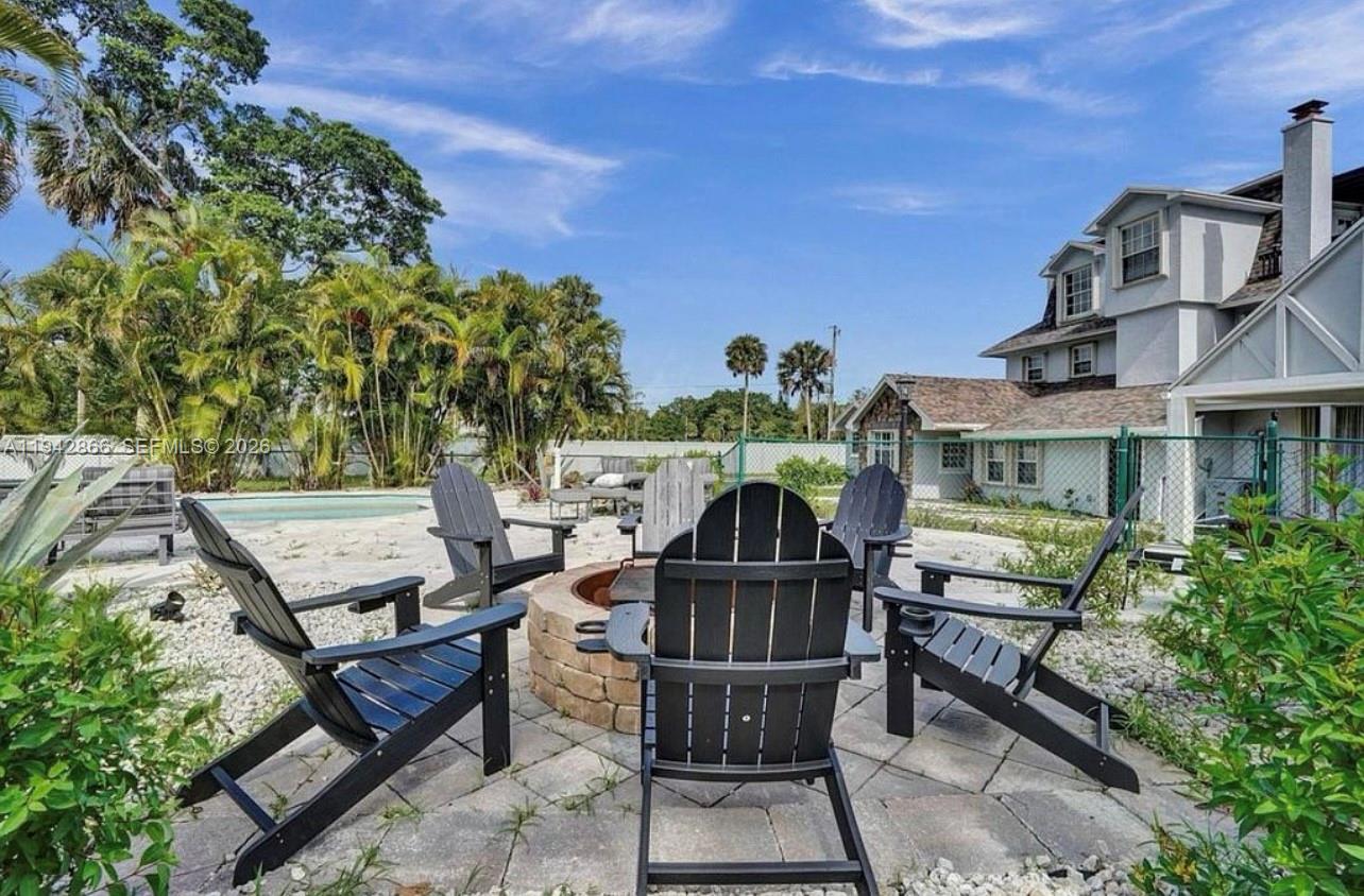 502 Rambling Dr Circle Wellington, FL 33414 - Photo 13 of 51