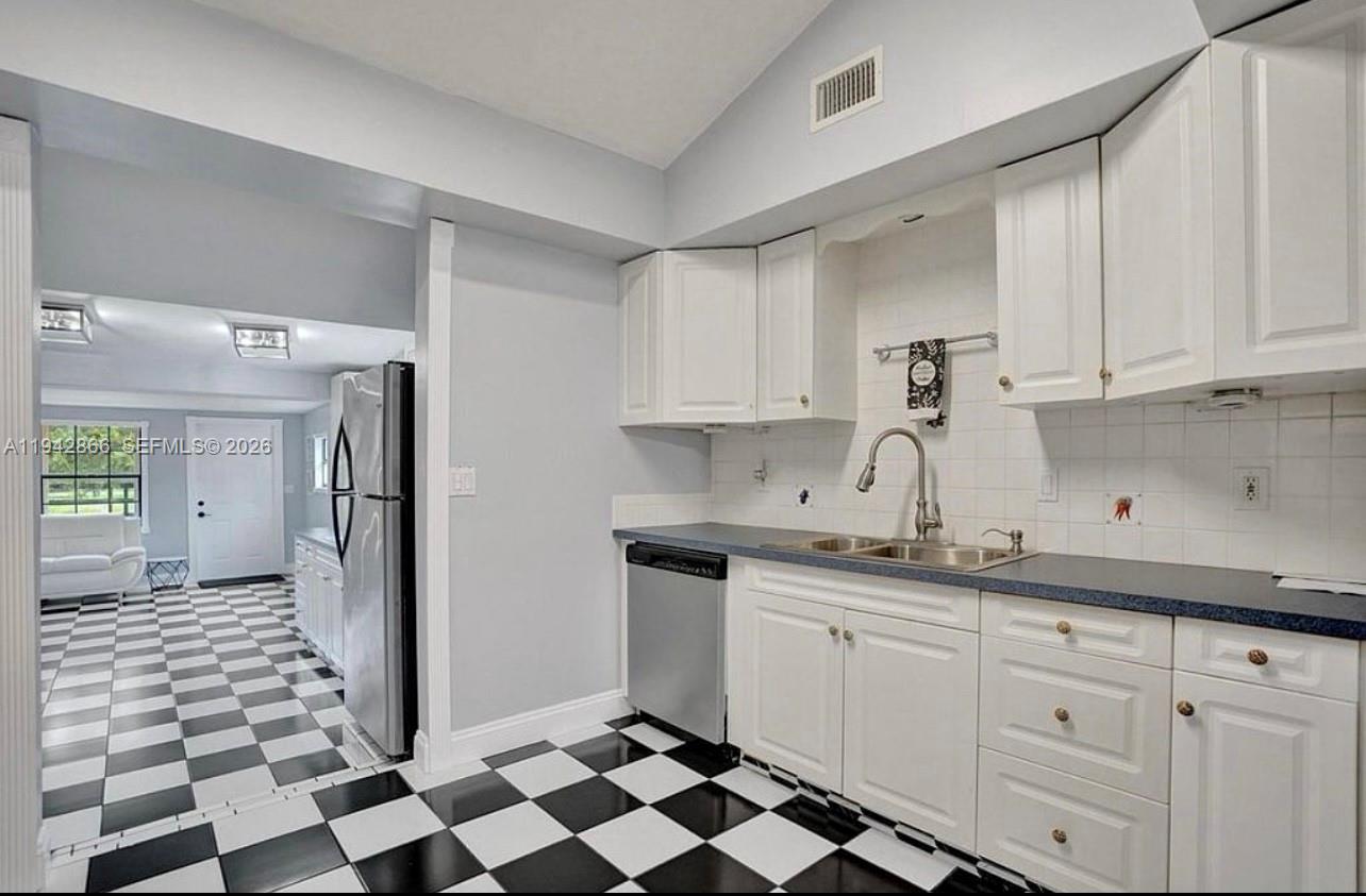 502 Rambling Dr Circle Wellington, FL 33414 - Photo 23 of 51