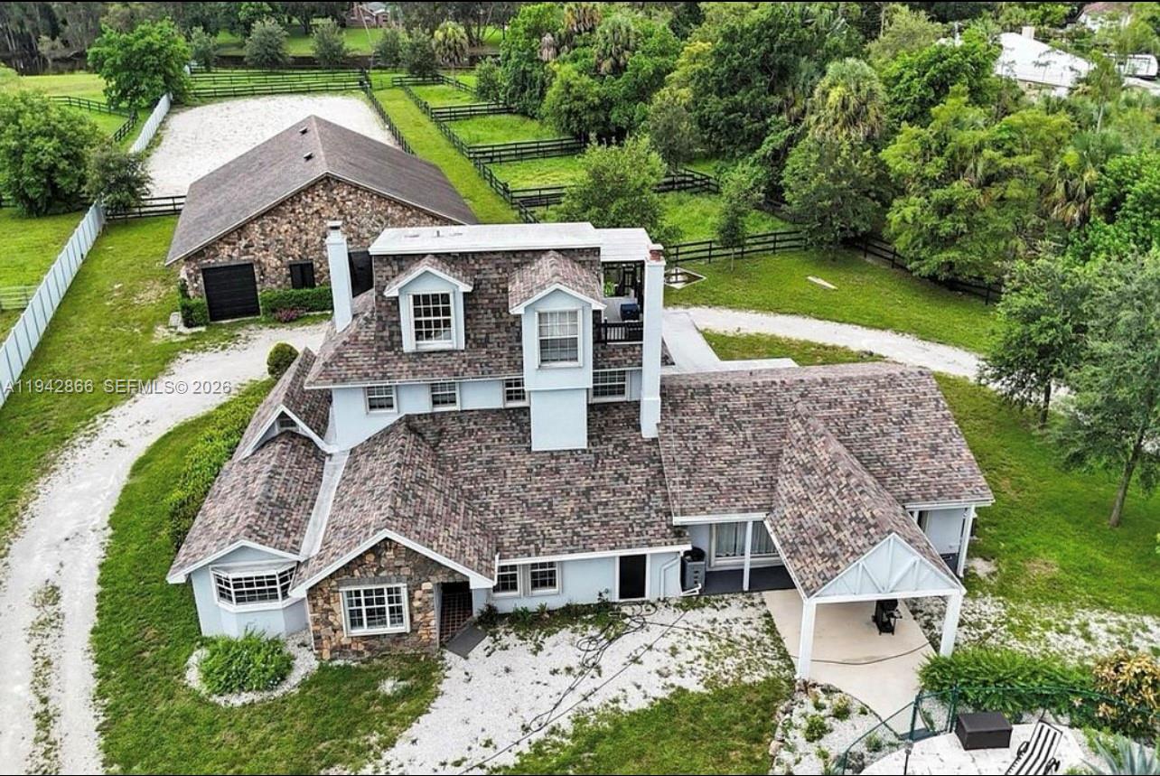 502 Rambling Dr Circle Wellington, FL 33414 - Photo 4 of 51