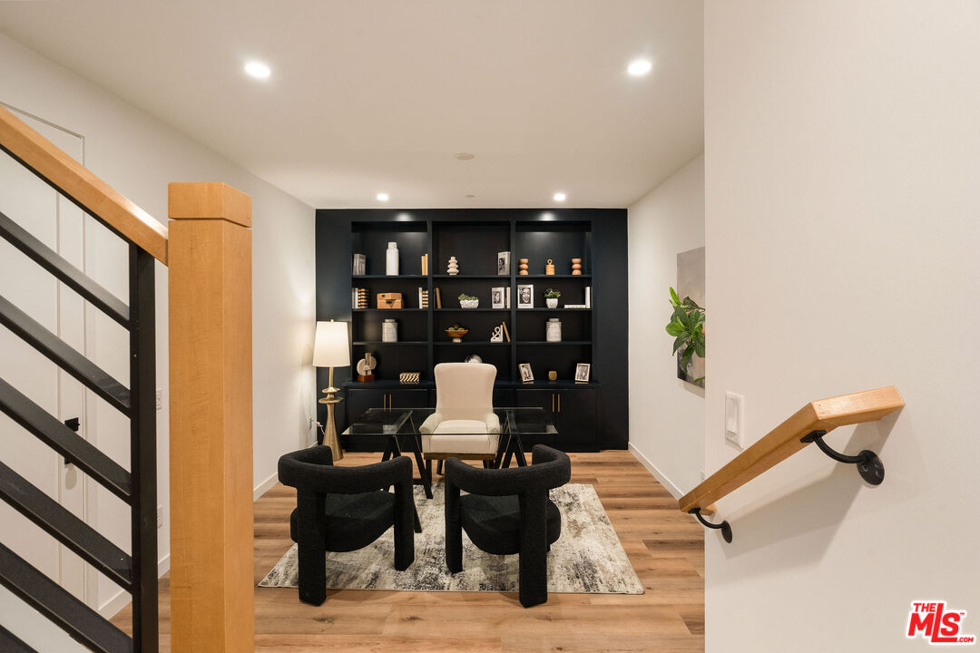 3871 North Riley Lane Los Angeles, CA 90065 - Photo 16 of 22 Gallery Image 16