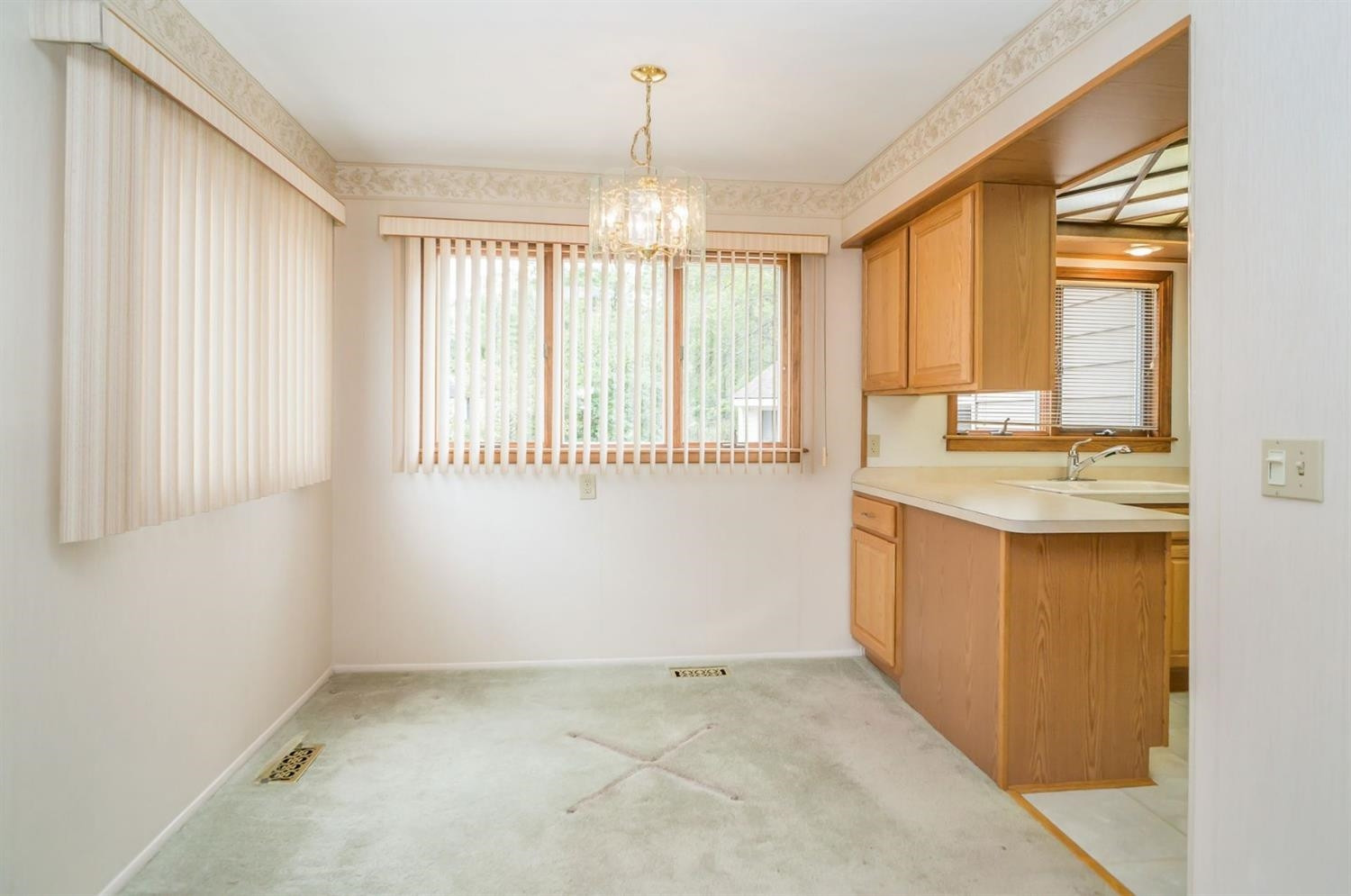 2816 Cranbrook Road Ann Arbor, MI 48104 - Photo 8 of 31 Photo 8