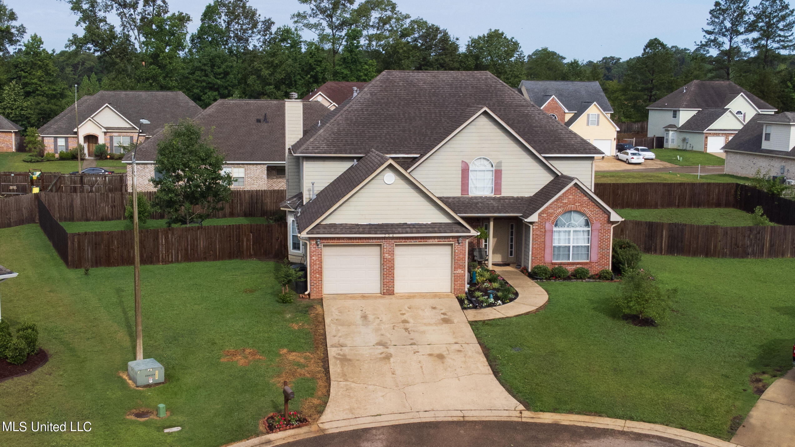 204 Lyle Circle Brandon, MS 39042 - Photo 1 of 27 DJI_0219