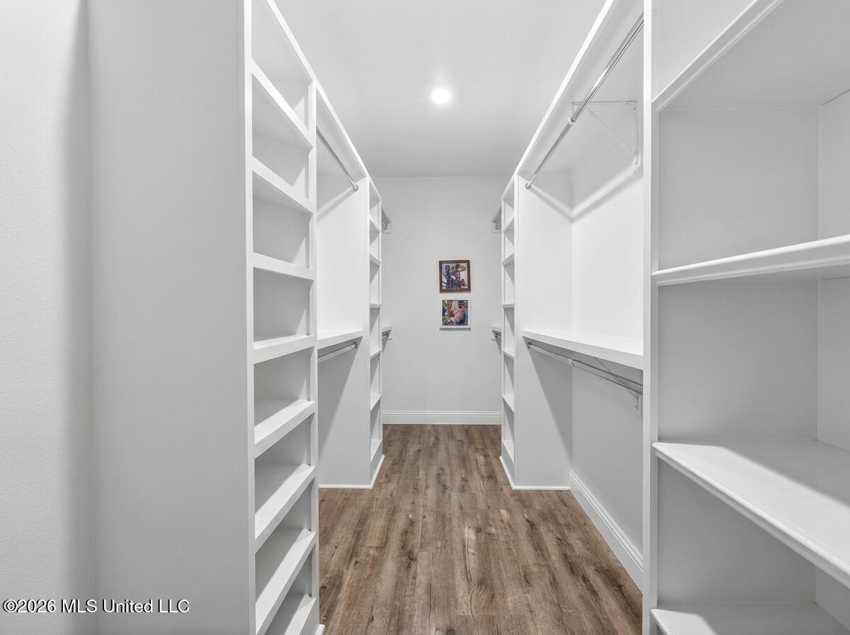 11021 Alphabet Road Gulfport, MS 39503 - Photo 25 of 63 Primary Closet