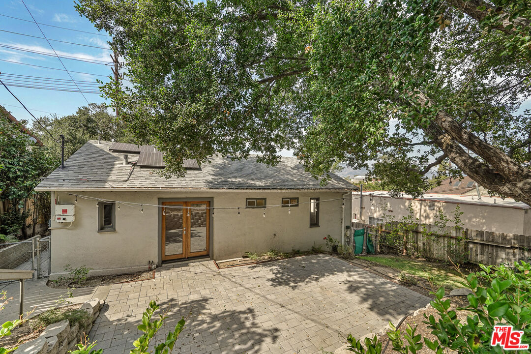 54 West Glenarm Street Pasadena, CA 91105 - Photo 15 of 18 a view of a house with a tree