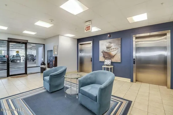 $595,000 | 1100 West Beach Boulevard, Unit 203, Pass Christian, MS 39571