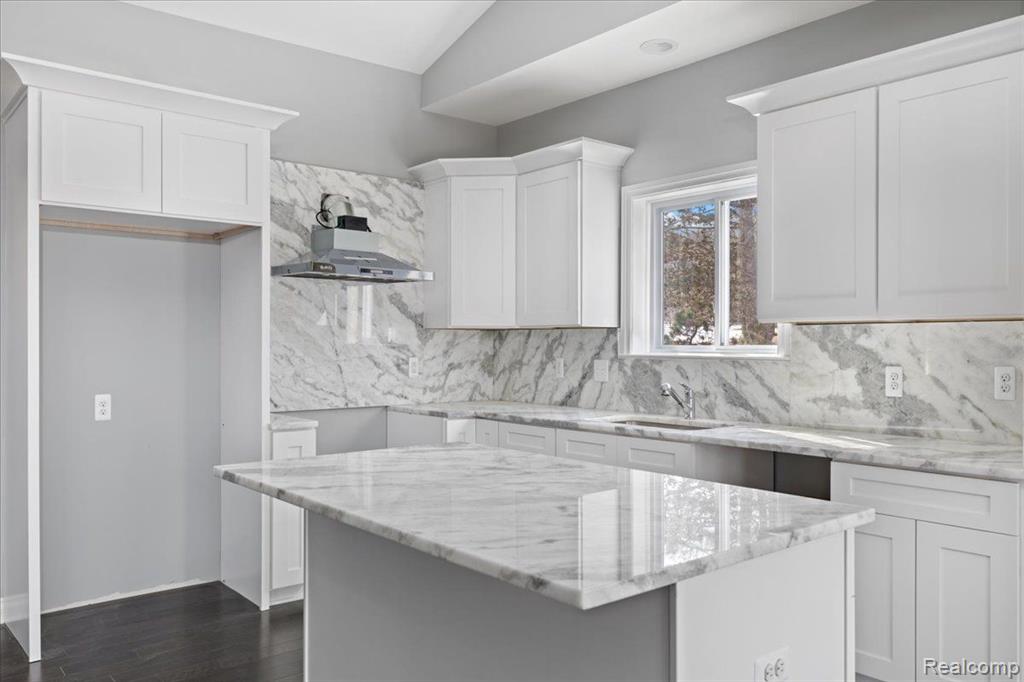 2400 Judah Road Lake Orion, MI 48359 - Photo 18 of 49 Gallery Image 18