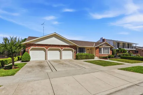 $2,700,000 | 1369 Dry Creek Road, San Jose, CA 95125