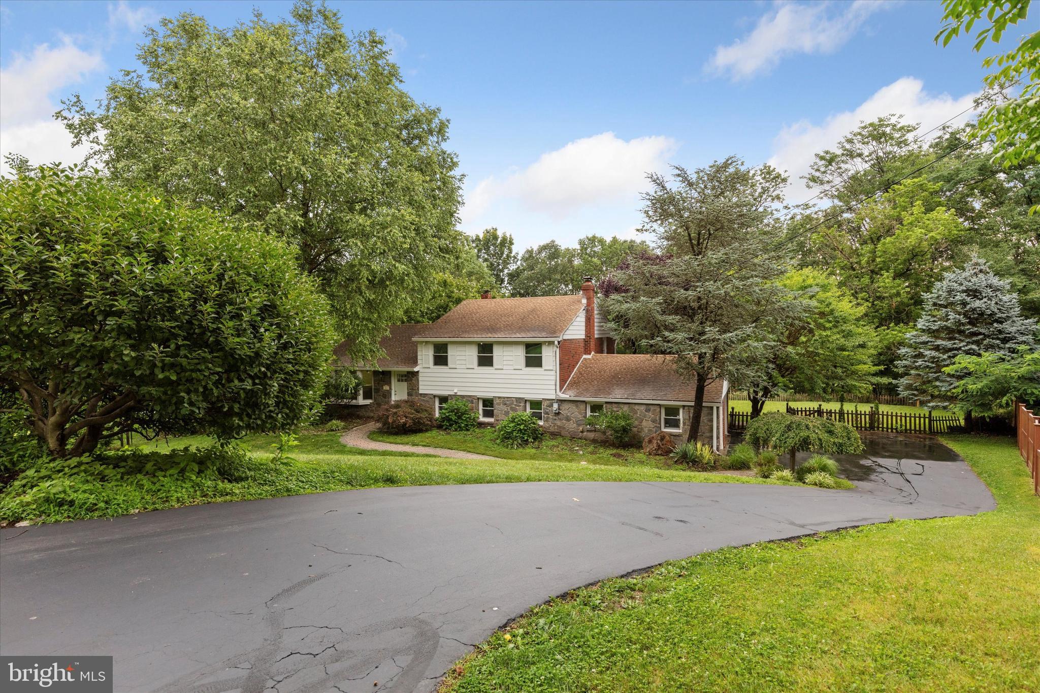 1622 Winston Road Gladwyne, PA 19035 - Photo 2 of 33 Gallery Image 2
