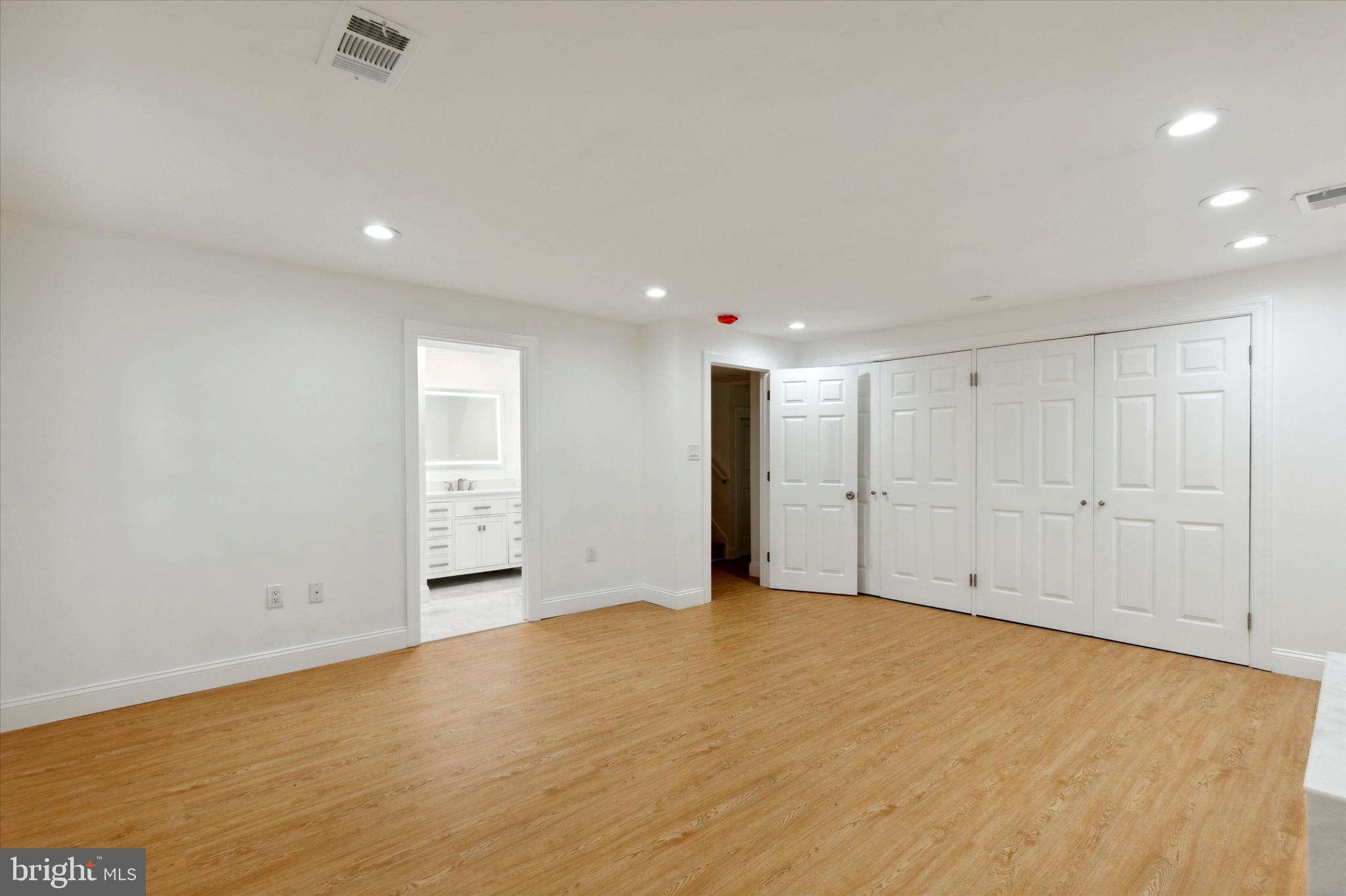 1622 Winston Road Gladwyne, PA 19035 - Photo 24 of 33 4th Bedroom w Full Bath